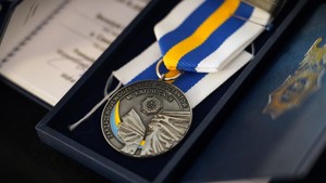 Medal.